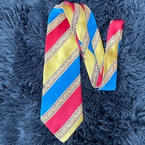 Gianni Versace Vintage colorful stripes Silk tie 4” x 59”